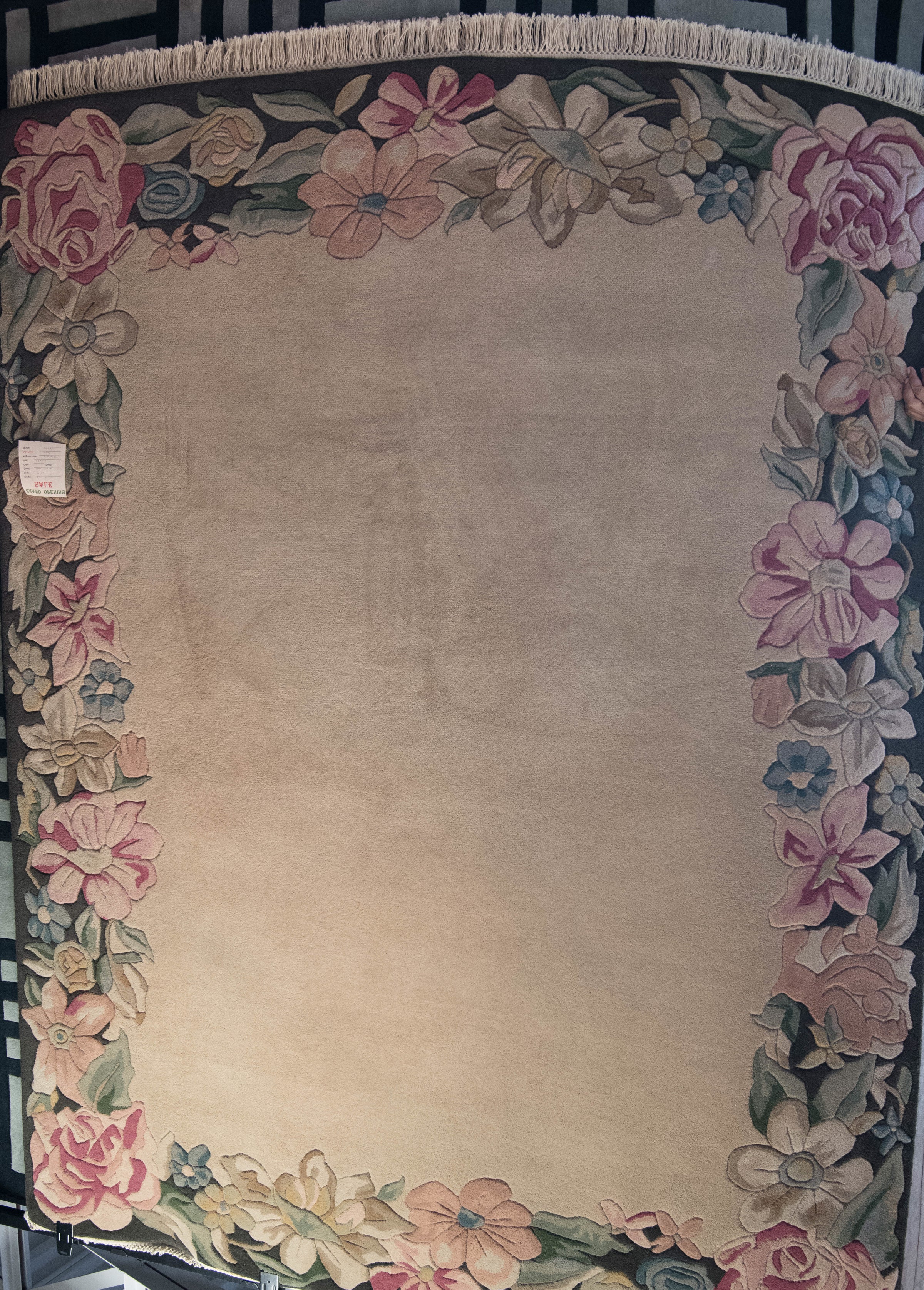 Home | Alpha Rugs and Carpet Studio